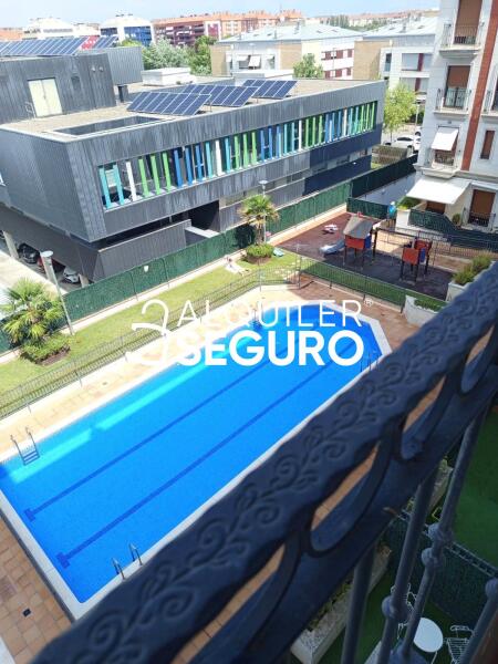 Piso en Calle Secuoias, LOGROÑO LA RIOJA