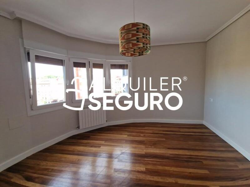Piso en Avenida Francisco Gómez , BARAKALDO VIZCAYA-BIZKAIA