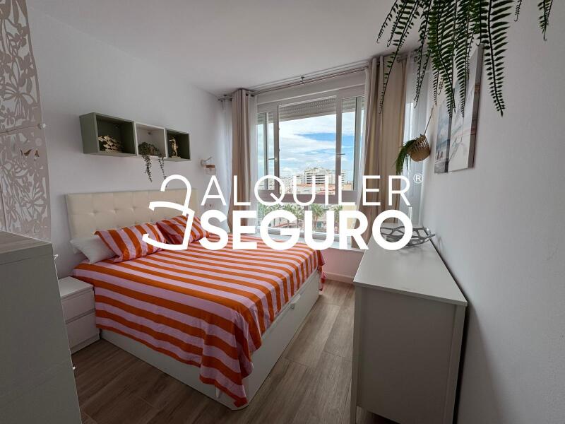 Piso en Avenida Isabel Manoja, TORREMOLINOS MÁLAGA