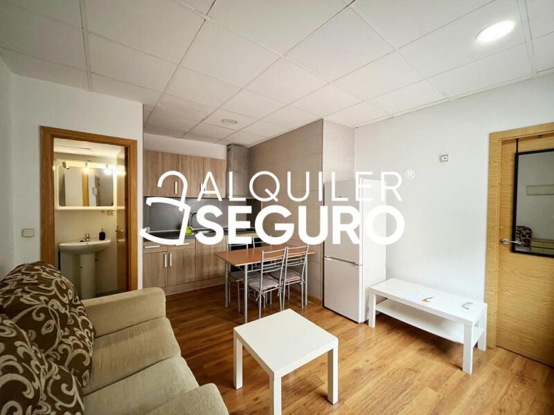 Piso en Calle Escaño , GETAFE MADRID