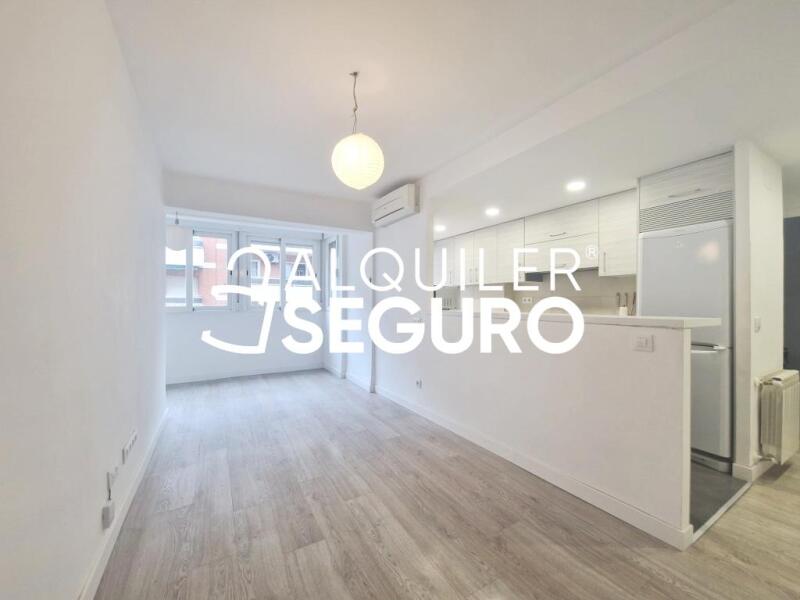 Piso en Calle de Benidorm, MADRID MADRID