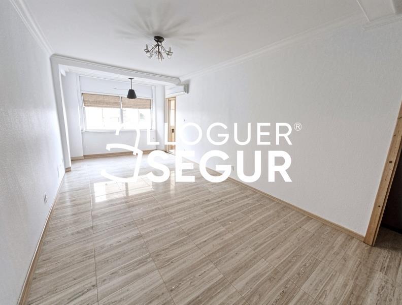 Piso en Plaza  de Neus  Catalài Pallejà, RUBÍ BARCELONA