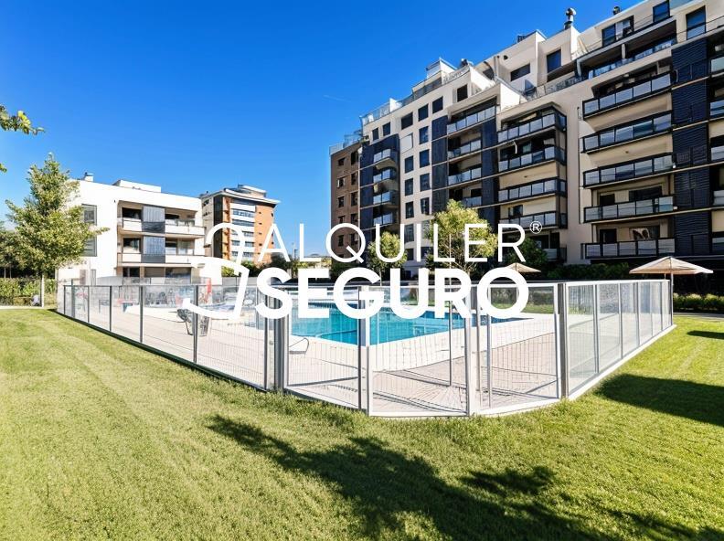 Piso en Avenida de la Comunidad Valenciana, TRES CANTOS MADRID