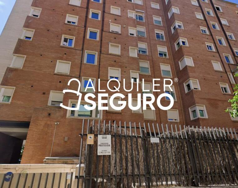 Piso en Calle  Macarena Tres Huertas, SEVILLA SEVILLA