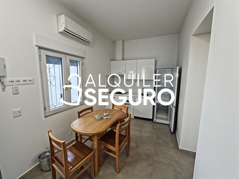 Piso en Calle Puerto de Canfranc, MADRID MADRID