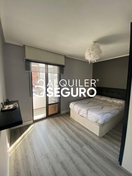 Piso en Calle Grupo Serantes, SANTURTZI VIZCAYA-BIZKAIA