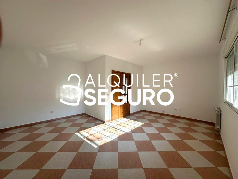 Piso en Calle Alfonso XI, NAVAS DEL REY MADRID