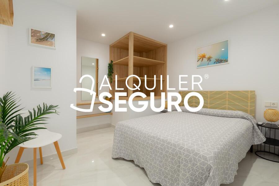 Piso en Calle BV Principe Alfonso Hohenloh, MARBELLA MÁLAGA