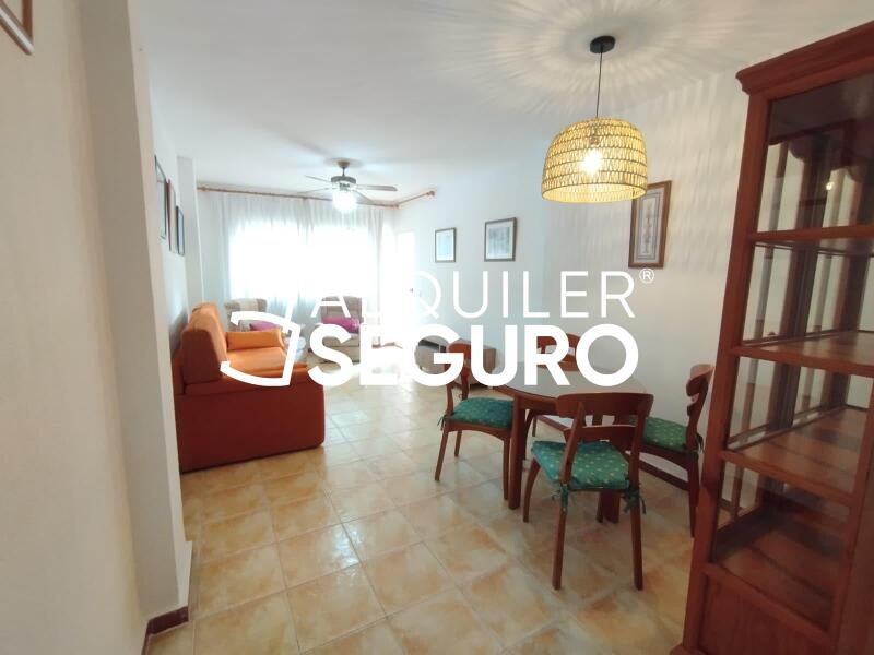 Piso en Calle Rodrigo de Triana, FUENGIROLA MÁLAGA