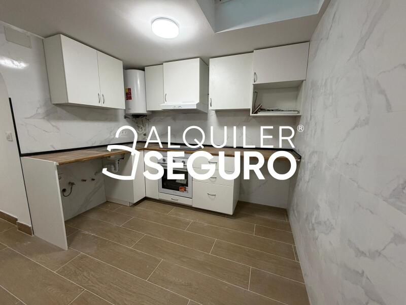 Piso en Calle Santa Ana, ARGANDA DEL REY MADRID