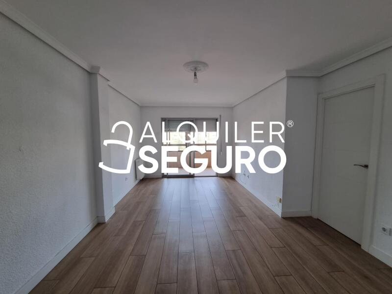 Piso en Avenida de Abrantes , MADRID MADRID