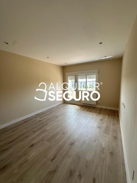 Piso en Avenida de Portugal, MÓSTOLES MADRID