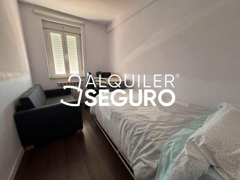 Inmueble en Calle Navalmoral de la Mata, MADRID
