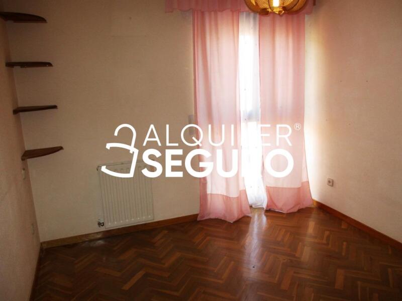 Inmueble en Calle Nazario Calonge, MADRID