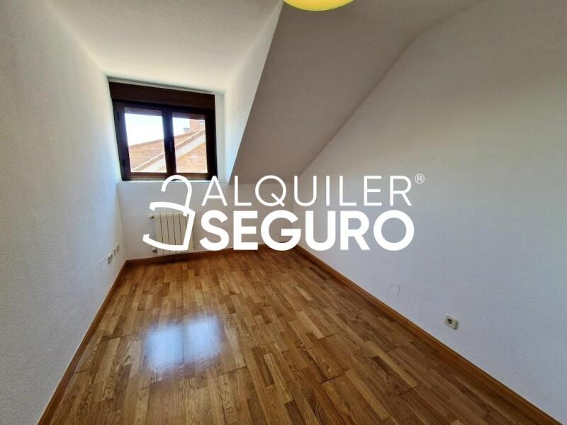 Piso en Calle Codorniz, SEVILLA LA NUEVA MADRID