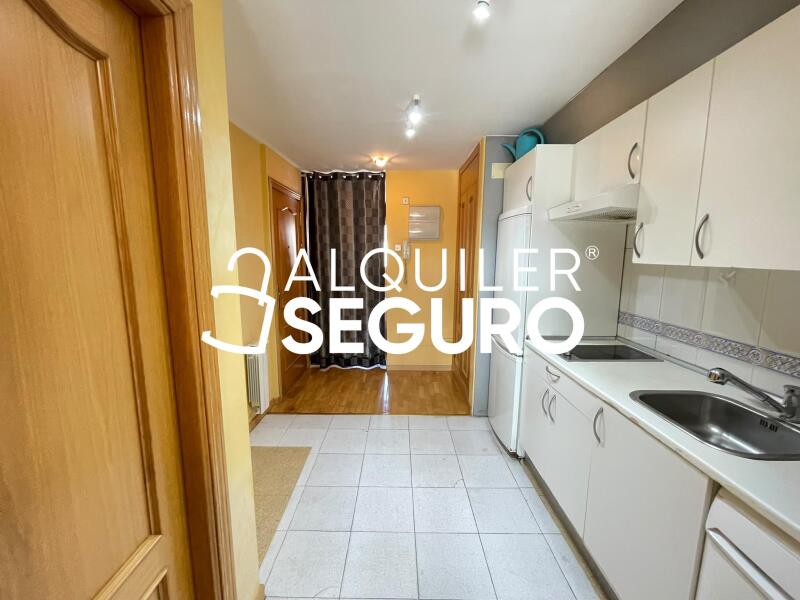 Inmueble en Calle de Belmonte del Tajo, MADRID