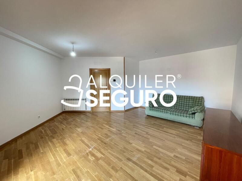 Inmueble en Avenida de la Dehesa, MADRID