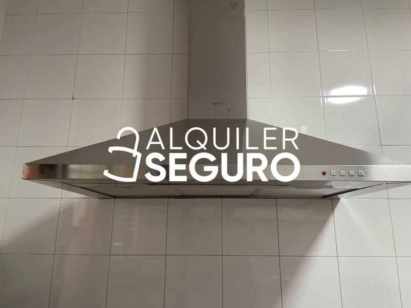 Inmueble en Avenida de la Dehesa, MADRID