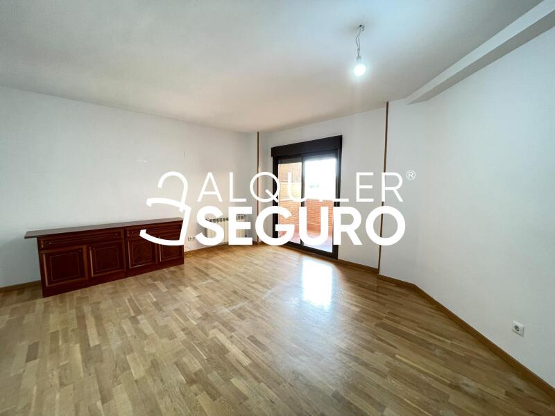 Inmueble en Avenida de la Dehesa, MADRID