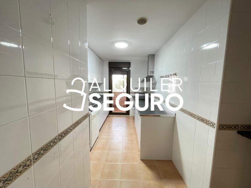 Inmueble en Avenida de la Dehesa, MADRID