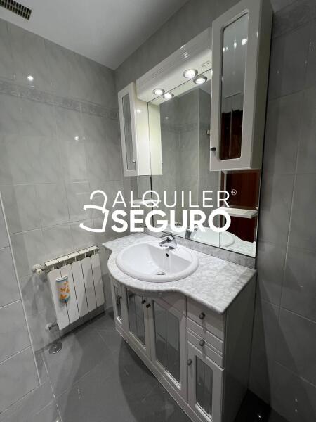Inmueble en Calle de Narros del Castillo, MADRID