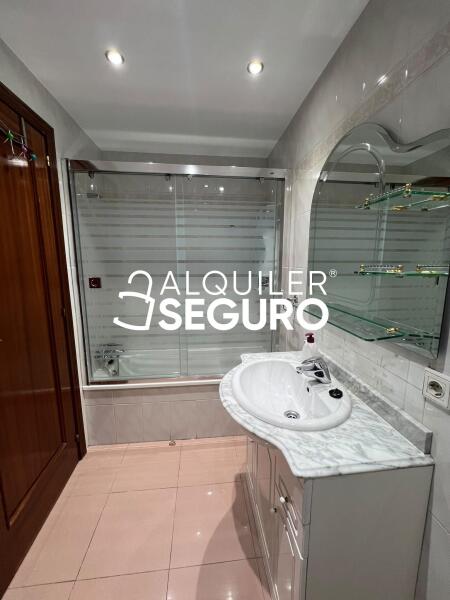 Inmueble en Calle de Narros del Castillo, MADRID