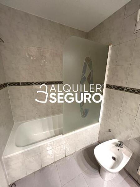 Inmueble en Calle Coniferas, MADRID