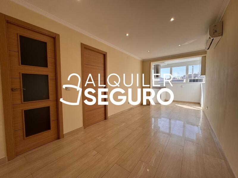 Inmueble en Avenida de Ntra. Sra. de Fátima, MADRID