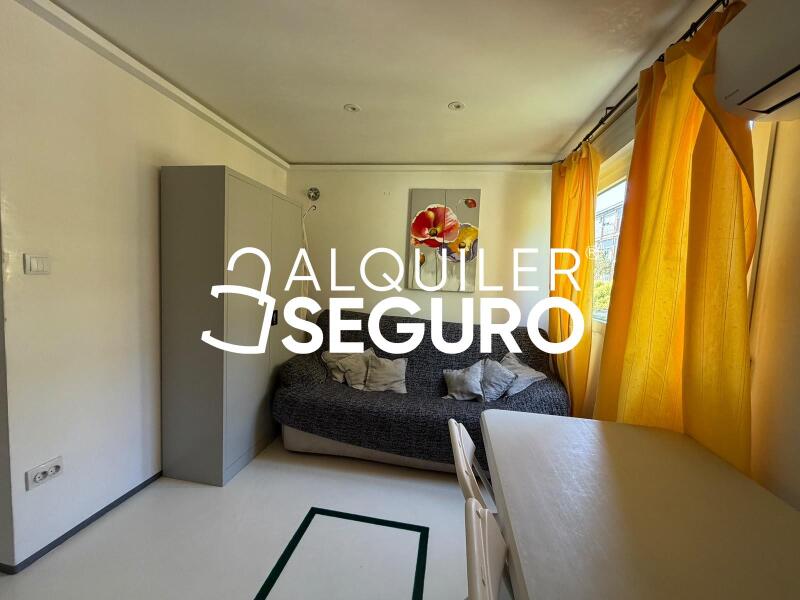 Inmueble en Calle Arroyo de Olivar , MADRID