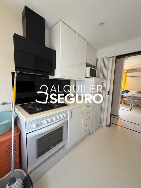 Inmueble en Calle Arroyo de Olivar , MADRID