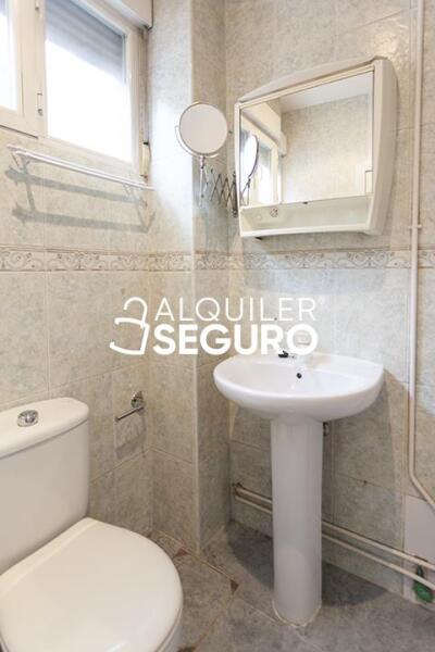 Inmueble en Avenida de Alberto Alcocer, MADRID