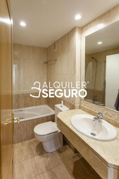 Inmueble en Calle Doctor Mariani, MADRID