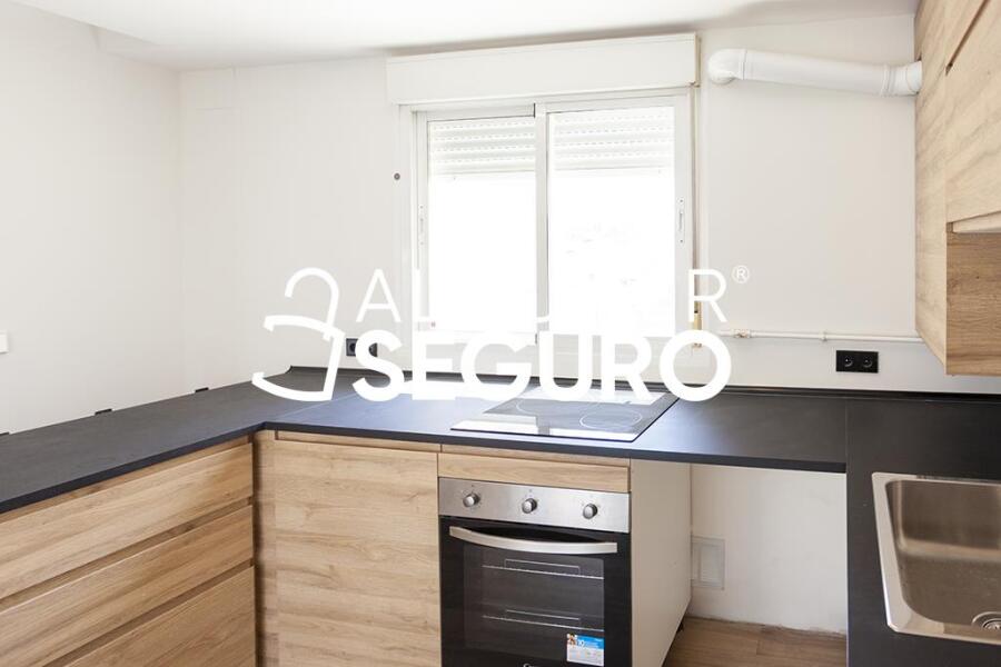 Inmueble en Calle del Aligustre, MADRID