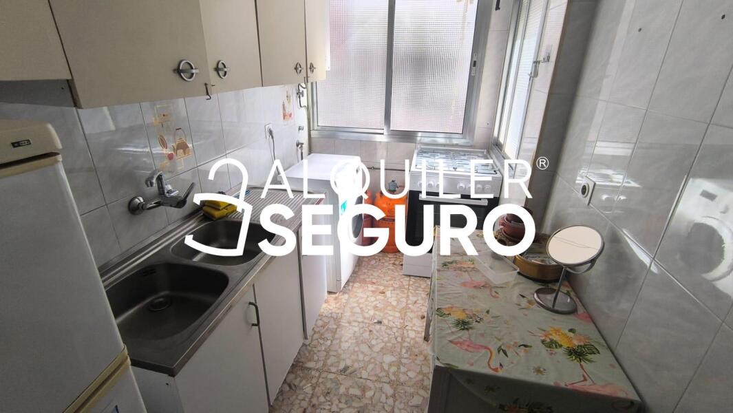 Inmueble en Calle Doctor Seras, SEVILLA
