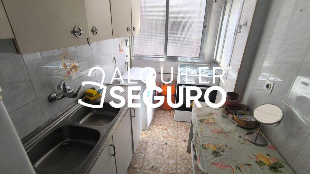 Inmueble en Calle Doctor Seras, SEVILLA