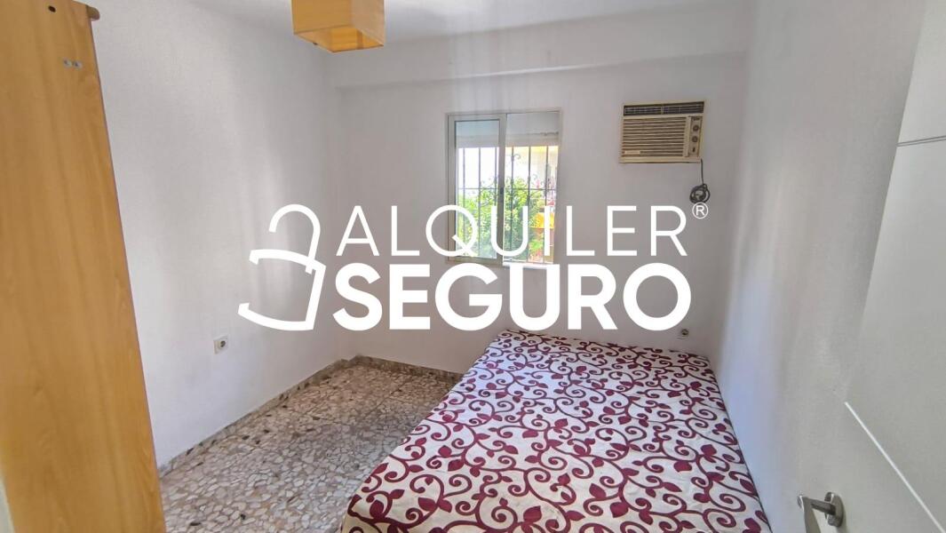 Inmueble en Calle Doctor Seras, SEVILLA
