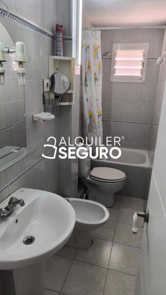 Inmueble en Calle Doctor Seras, SEVILLA