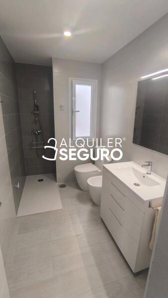 Inmueble en Calle Martínez de Irala, SEVILLA