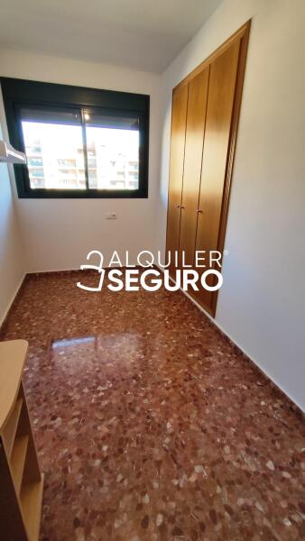 Inmueble en Calle Penyal D'Ifach, VALENCIA