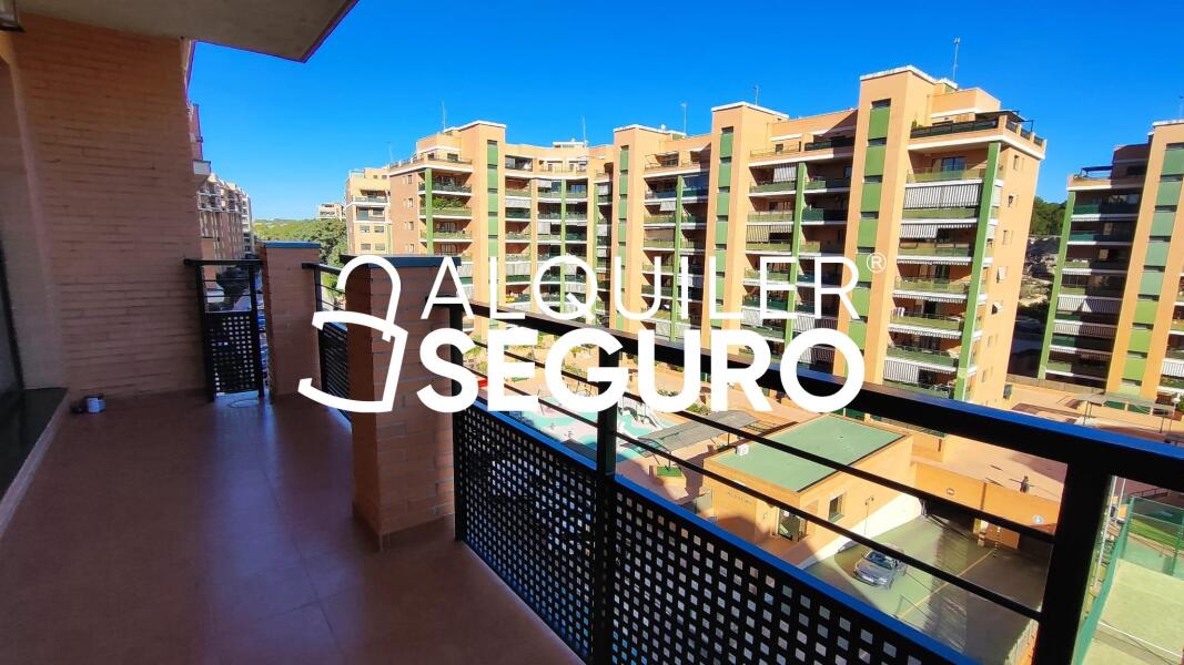 Inmueble en Calle Penyal D'Ifach, VALENCIA