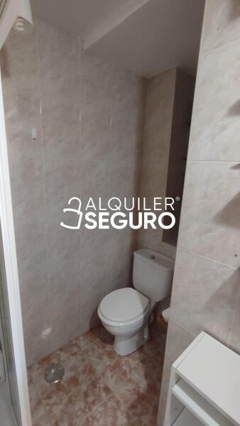 Inmueble en Calle Isla de Arosa, MADRID