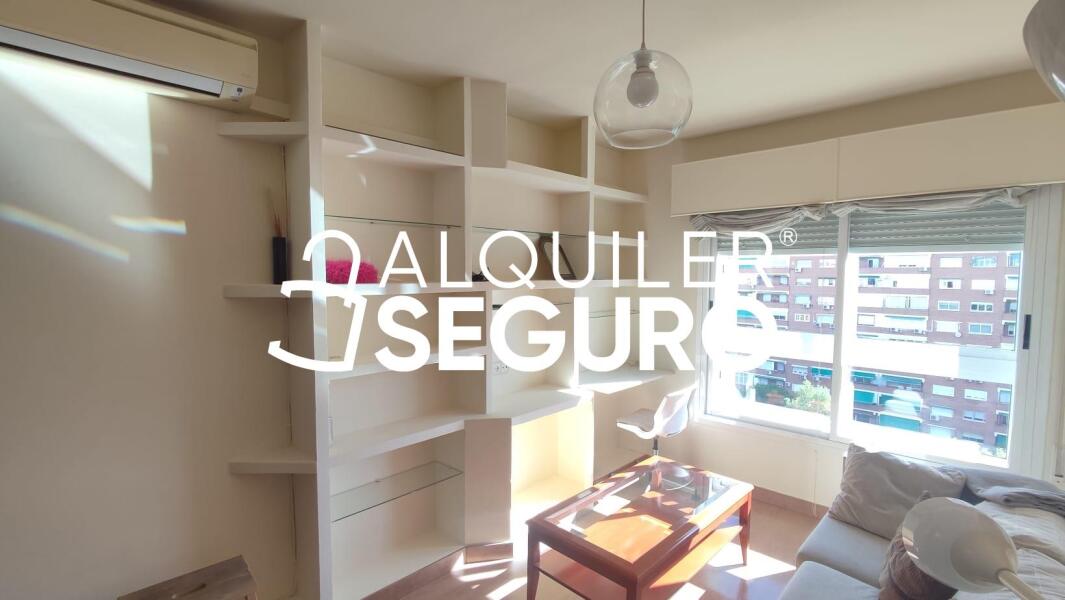 Inmueble en Calle Isla de Arosa, MADRID
