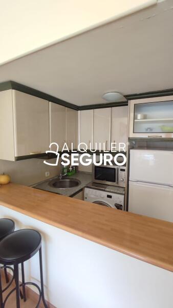 Inmueble en Calle Isla de Arosa, MADRID
