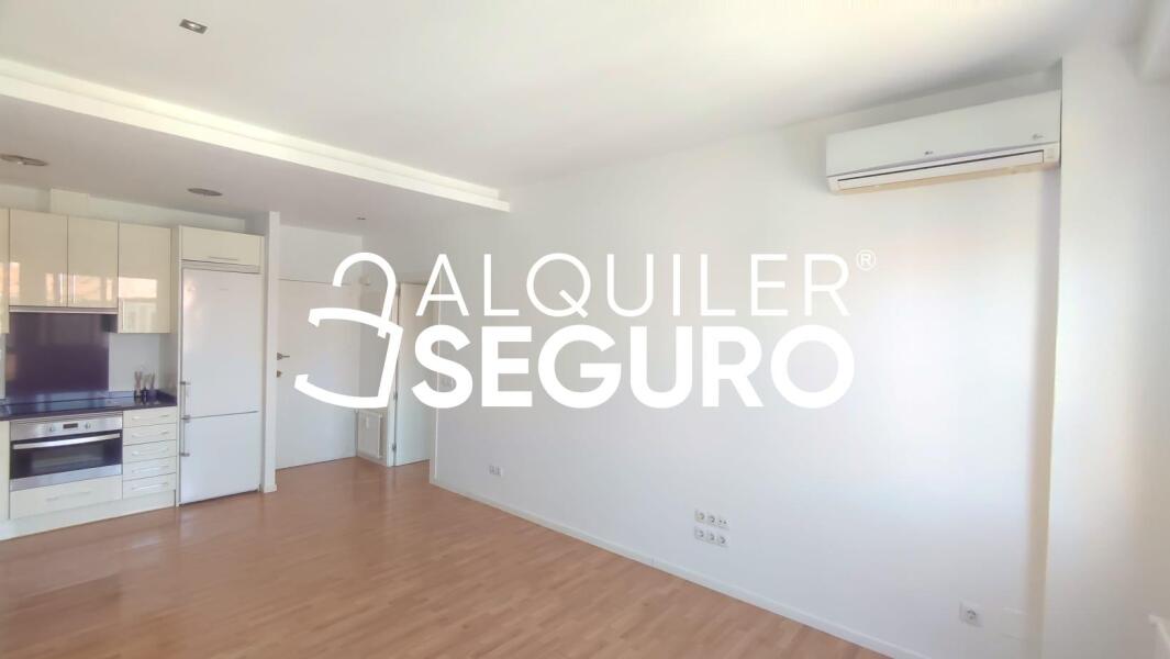 Apartment - 1 bed, 50m² in MADRID - Image 2