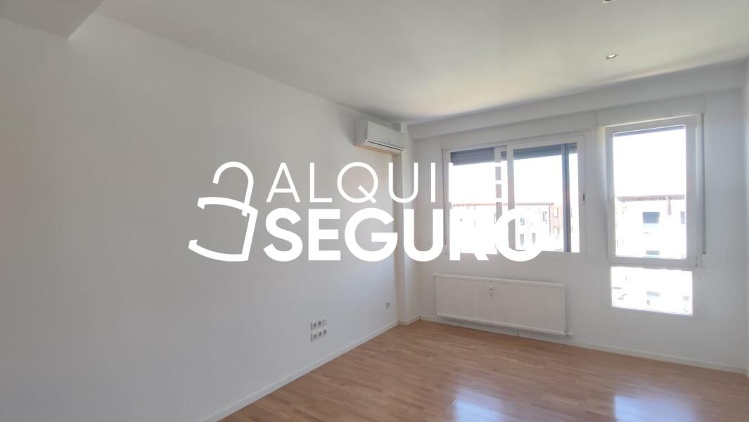 Apartment - 1 bed, 50m² in MADRID - Image 4