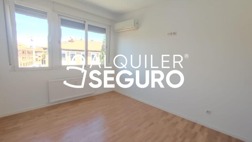 Apartment - 1 bed, 50m² in MADRID - Image 5