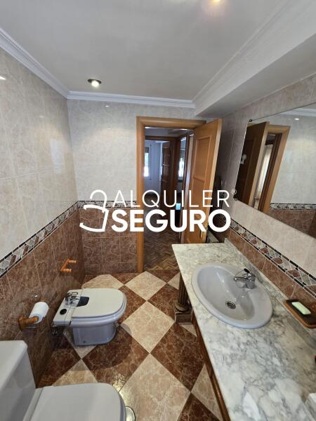Apartment - 3 bed, 62m² in TORREJÓN DE ARDOZ - Image 3