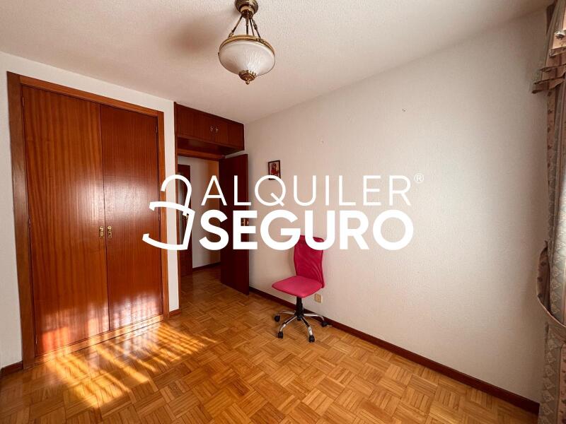 Inmueble en Calle del Puerto de Navacerrada , MADRID