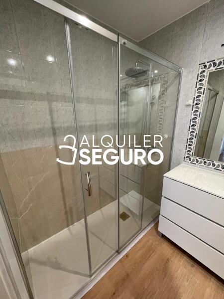 Inmueble en Calle de Doña Urraca , MADRID