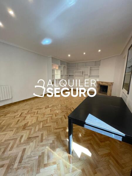 Inmueble en Calle de Doña Urraca , MADRID